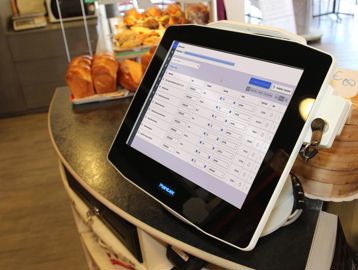 Les logiciels de gestion commerciale nécessitent un travail conséquent d’intégration de données en amont. © A. Tandeau
